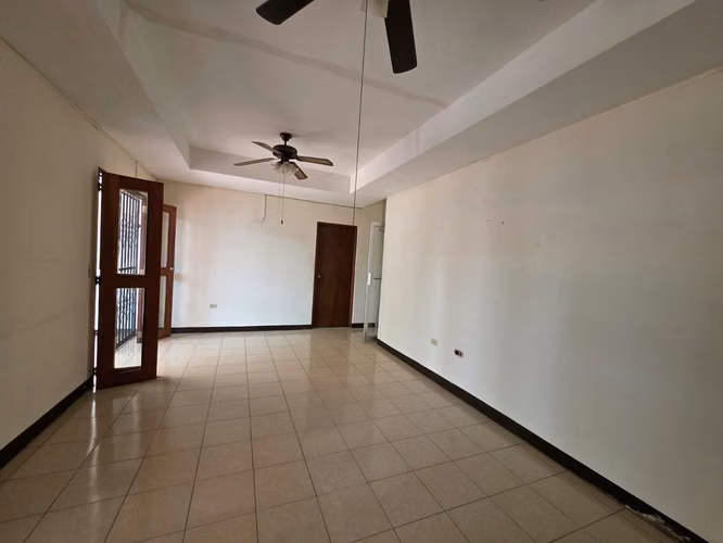 FP/ Venta de Casa en Reparto San Juan  $225,000 - Imagen 2