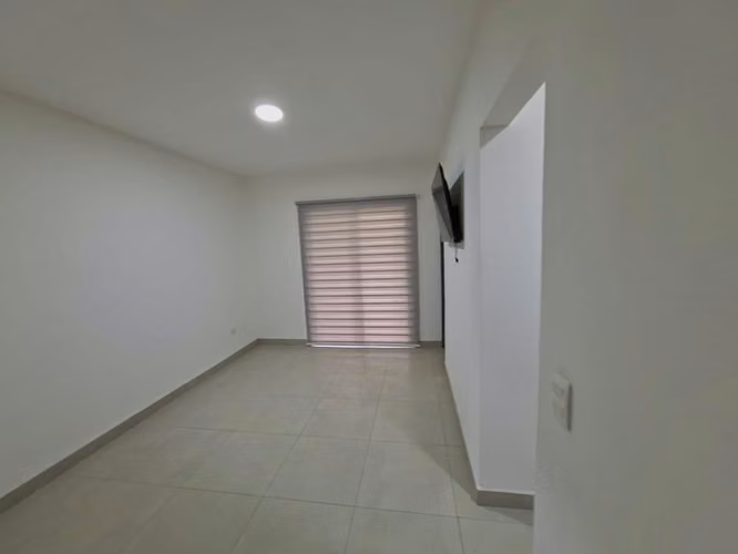 Se renta casa en carretera masaya, con linea blanca. - Imagen 4