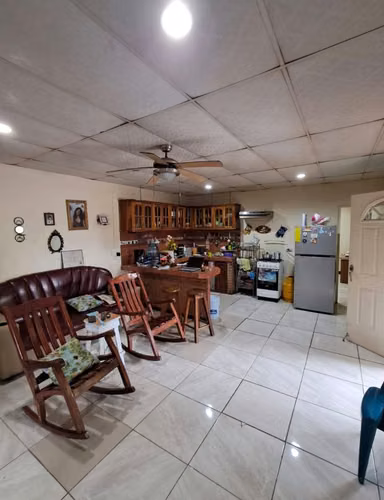 AP-Vendo casa en Batahola Norte - Imagen 2