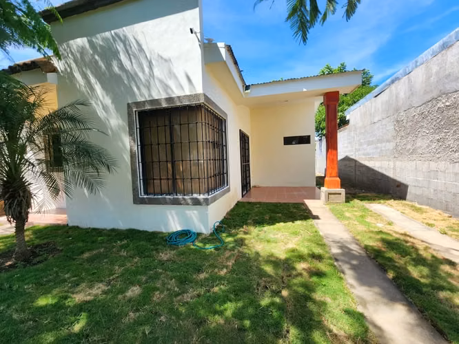 Venta de Casa en Residencial Vistas del Momotombo | USD 54,000 |   