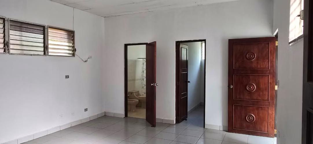 Hermosa Propiedad en Venta en Carretera Sur