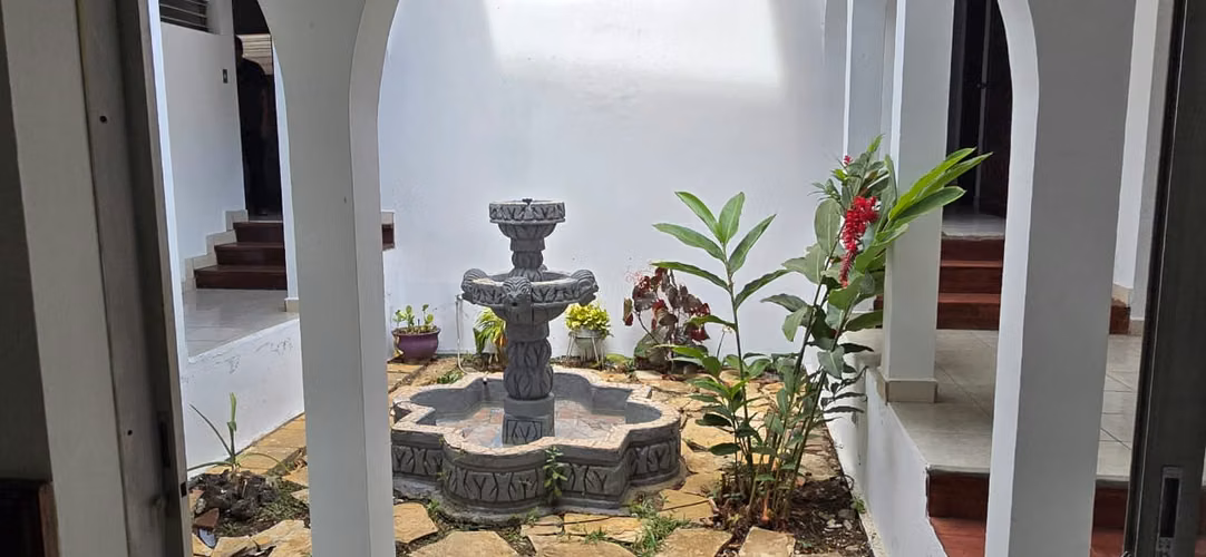 Hermosa Propiedad en Venta en Carretera Sur