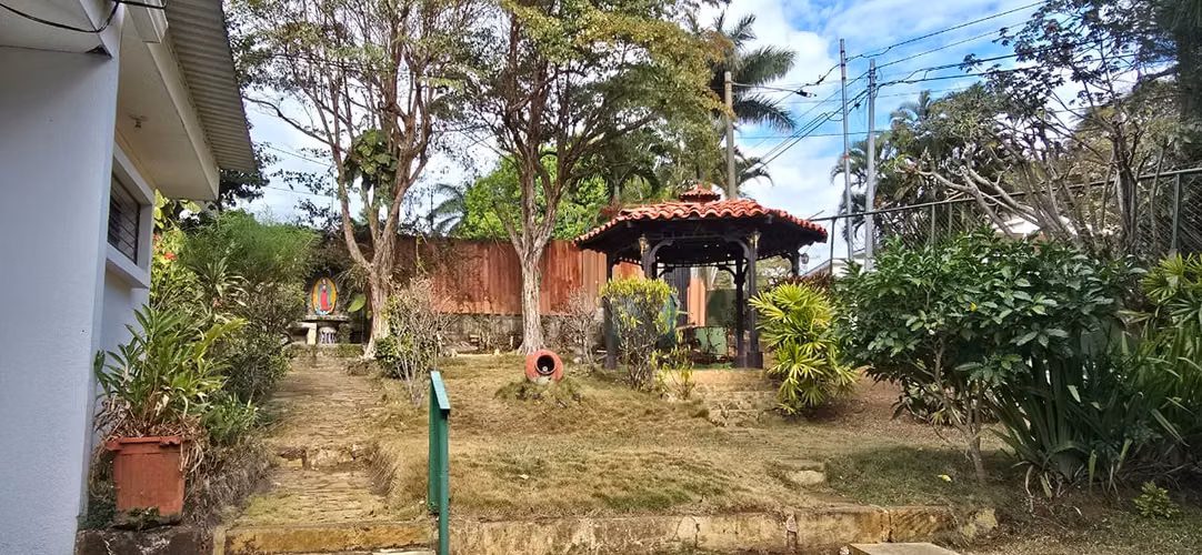 Hermosa Propiedad en Venta en Carretera Sur