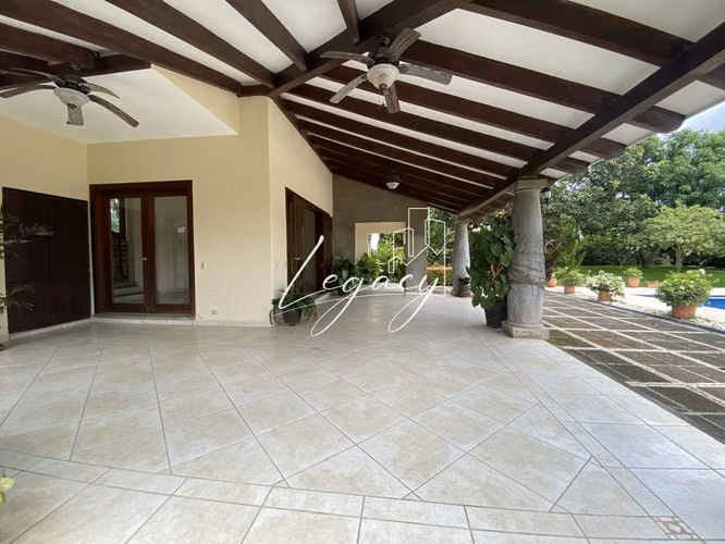 AG-Casa en Venta en Santo Domingo