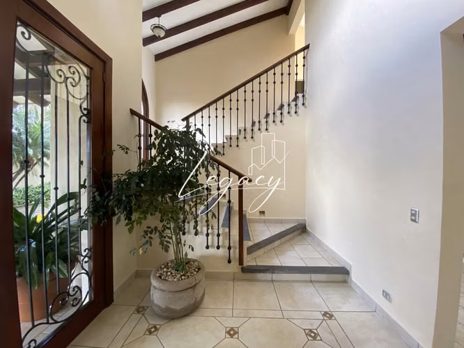 AG-Casa en Venta en Santo Domingo