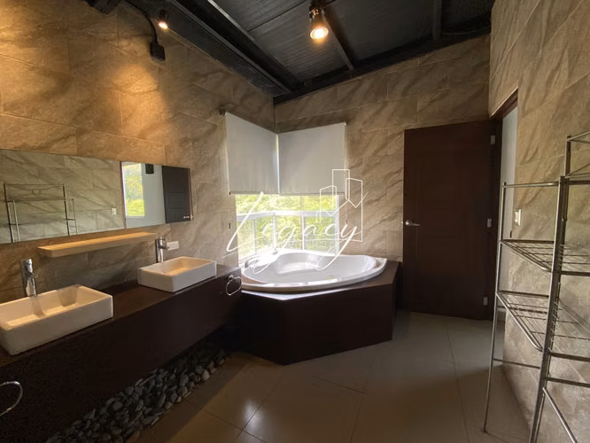 AG-casa en renta en Las Colinas - Imagen 15