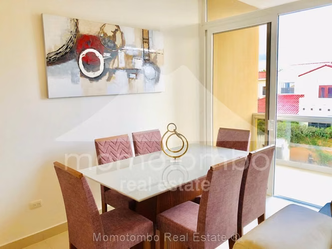 Apartamento en Renta Las Cumbres, Managua