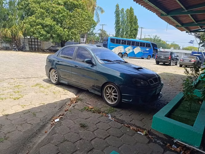 Se vende Daewoo Lanos año 99