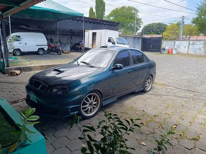 Se vende Daewoo Lanos año 99