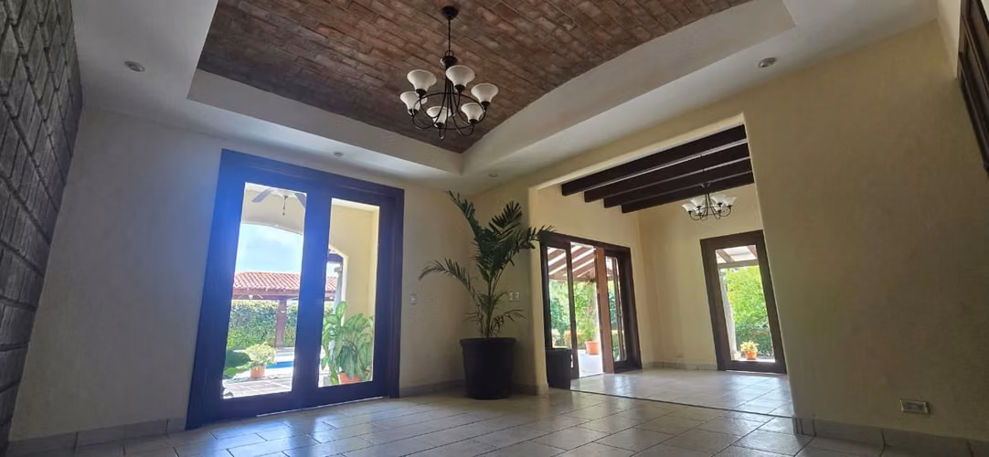 Casa en venta o alquiler en Santo Domingo