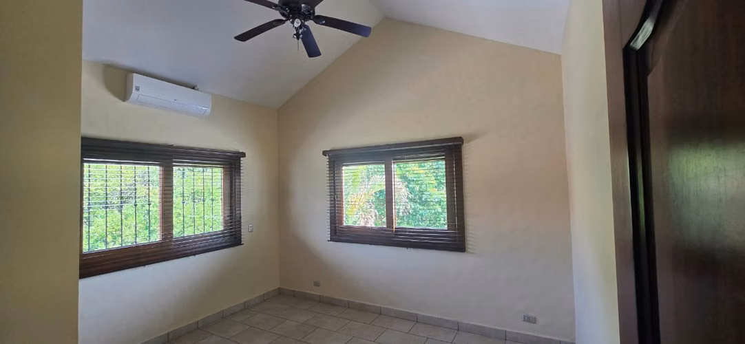 Casa en venta o alquiler en Santo Domingo - Imagen 3
