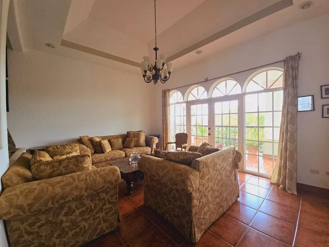Casa en venta en Villa Fontana Sur - Imagen 5