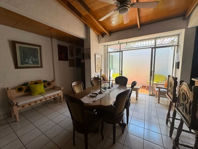 Casa en venta en Los Robles