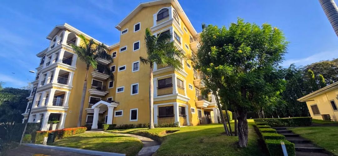 Apartamento en venta en Villa Fontana