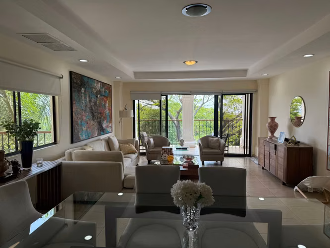 Apartamento en venta en Villa Fontana