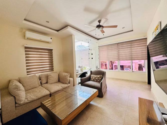 Casa en venta en Villa Fontana Sur