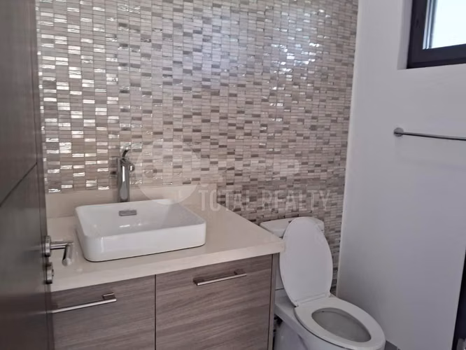 Atractiva Casa en venta o alquiler en Santo Domingo, Managua