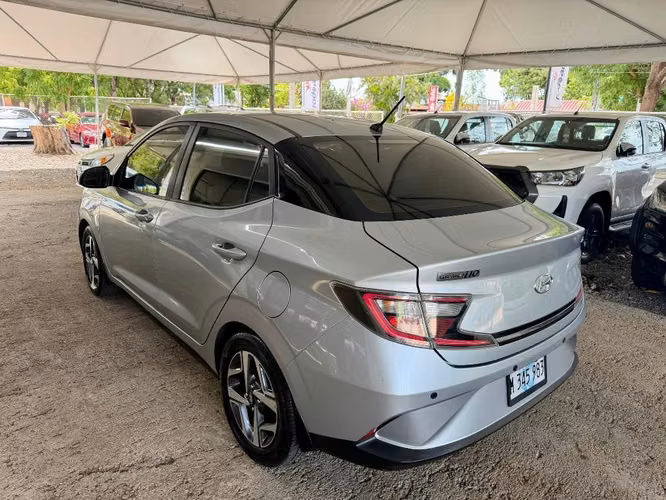 HYUNDAI GRAND I10 AÑO 2022 - Imagen 4