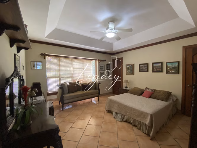 AG-Venta de casa con vista panorámica en carretera Sur