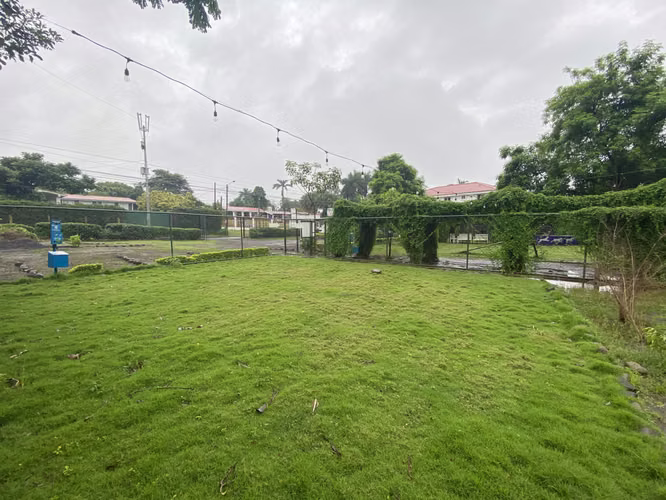 AG-Precioso terreno con topografía plana - Imagen 10