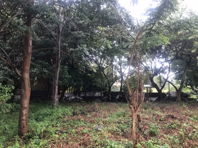 Se vende terreno en Las Colinas de 1102 V² - Imagen 5