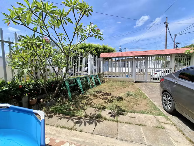  Venta de Casa de 2 Plantas en Altamira $155,000 FP - Imagen 4
