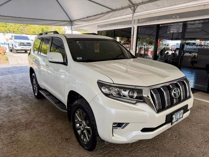 Toyota Prado VX año 2018