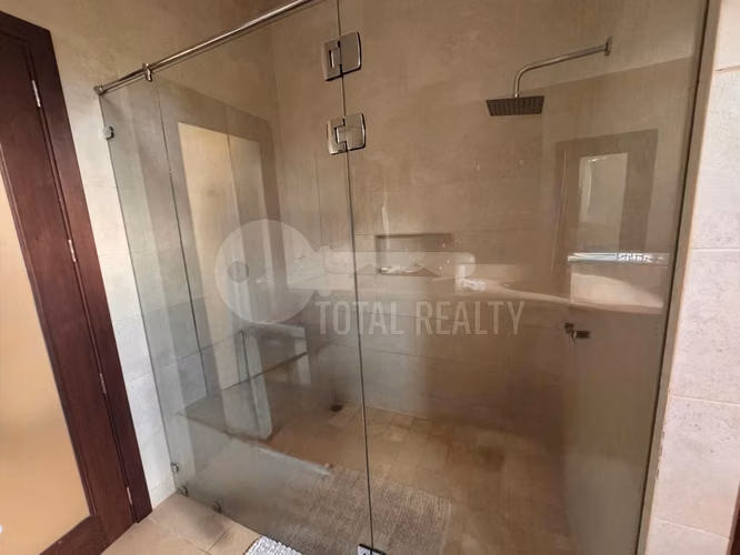 Hermosa Casa en venta o alquiler en Santo Domingo, Managua