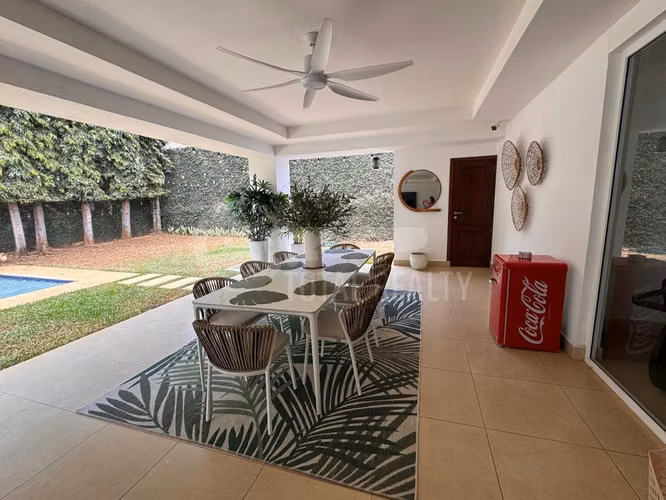 Hermosa Casa en venta o alquiler en Santo Domingo, Managua
