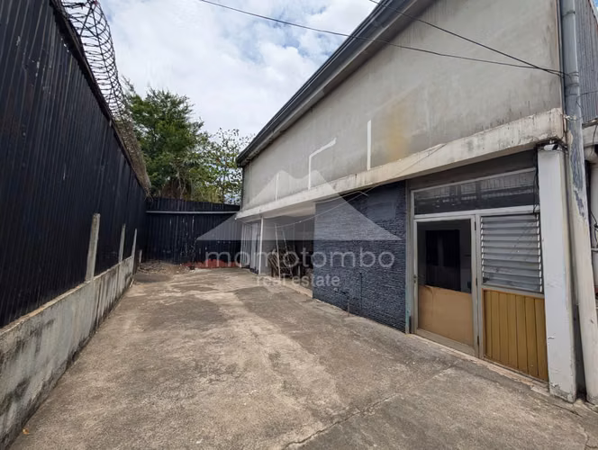 Ofi Bodega en Venta Mercado Oriental, Managua