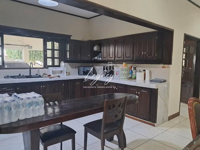 LLD-Casa en Venta en Carretera Vieja a León