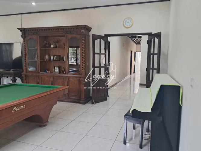 LLD-Casa en Venta en Carretera Vieja a León