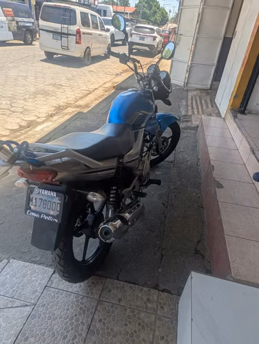 Moto YBR 125 año 2021 en excelentes condiciones - Imagen 3