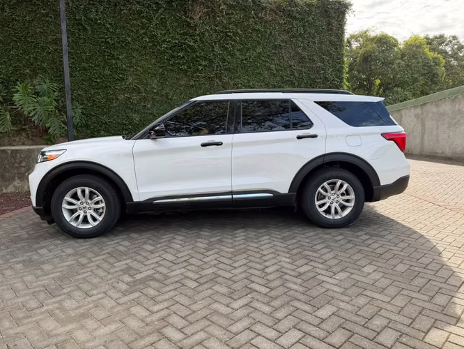 FORD EXPLORER - 2022 - Imagen 3