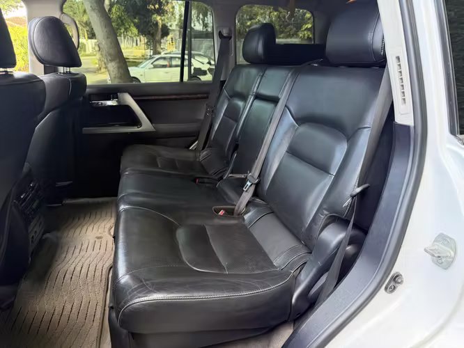 LAND CRUISER CORONELA - 2015 FULL