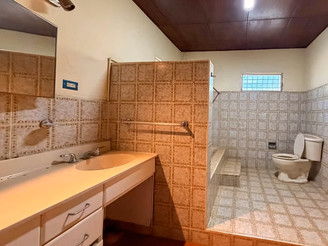 Venta de propiedad Comercial en Carretera Sur