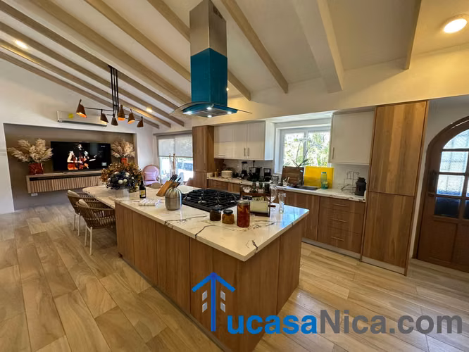 Se Renta Casa Colonial Moderna en Mirador de Santo Domingo - Imagen 16