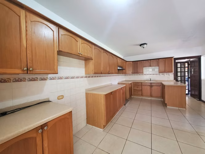 DG-Hermosa casa en VENTA en Estancia de Santo Domingo