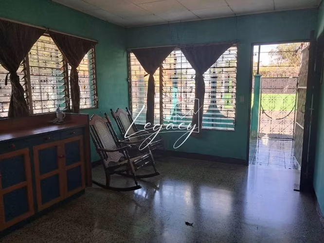 LD-Casa en Venta en Barrio San José Oriental!