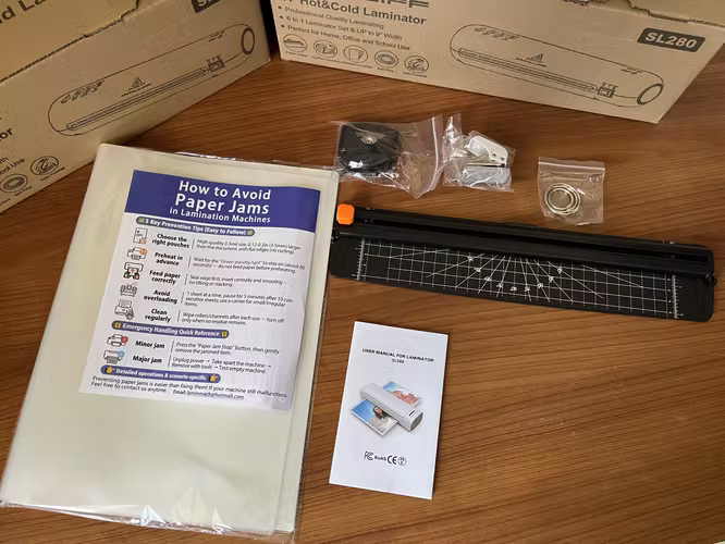 Emplasticadora Térmica de Documentos A3-13 pulgadas, Lámina caliente-frío, Incluye kit y 50 láminas