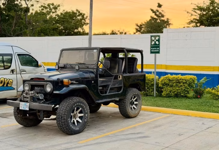 Vendo FJ 40 CRUISER 1977