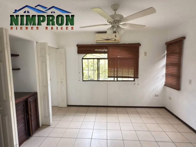 Se vende Hermosa casa en Santo Domingo