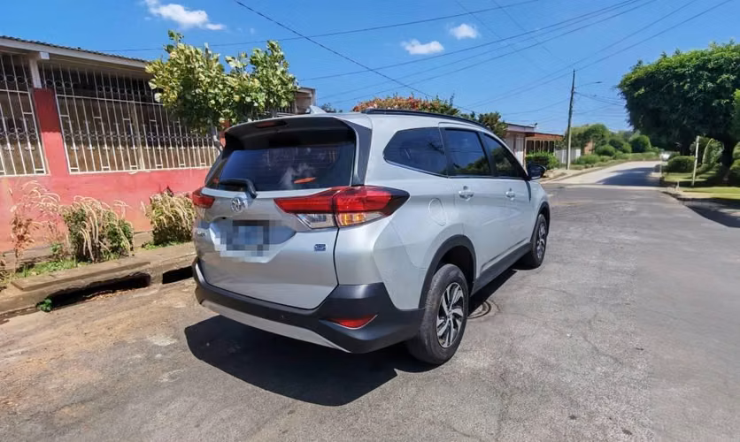 Toyota Rush Automática 2025 - Imagen 3