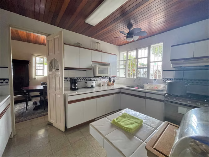 AM-Se Vende Casa en Altos de Santo Domingo