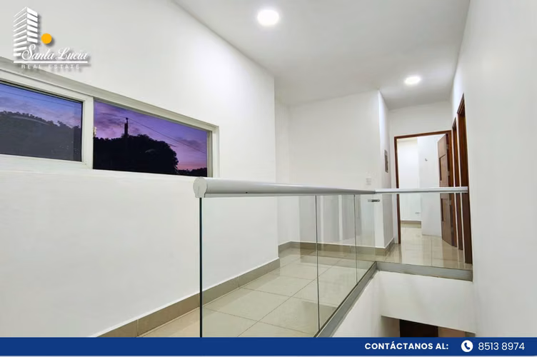 Preciosa Casa en Venta Zona de las Colinas - LL - Imagen 4