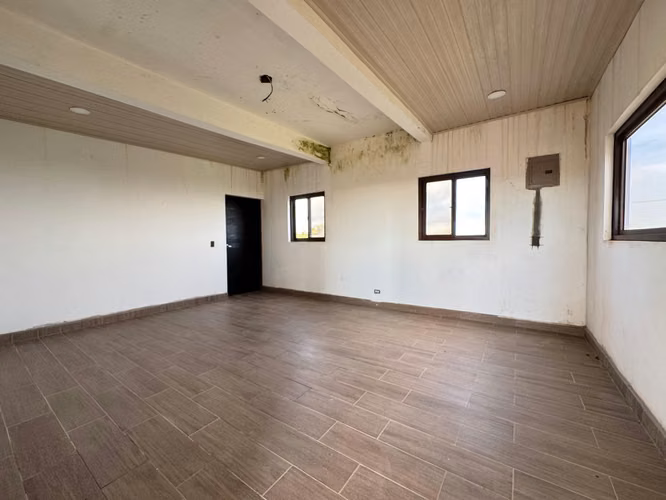 Venta de casa en El Crucero