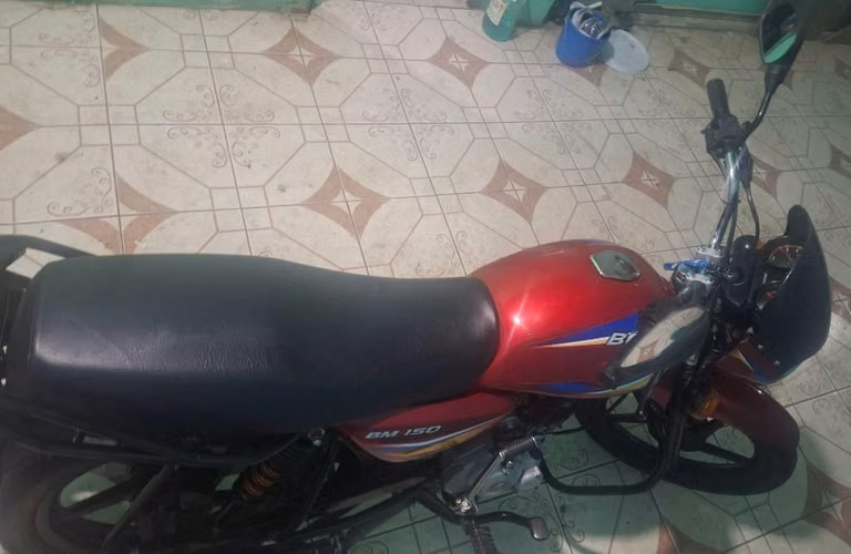 Vendo moto Boxer 150 - Imagen 3