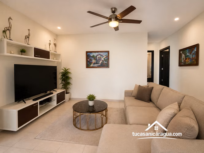 Renta de Casa Nueva Moderna en Santo Domingo – Full Muebles