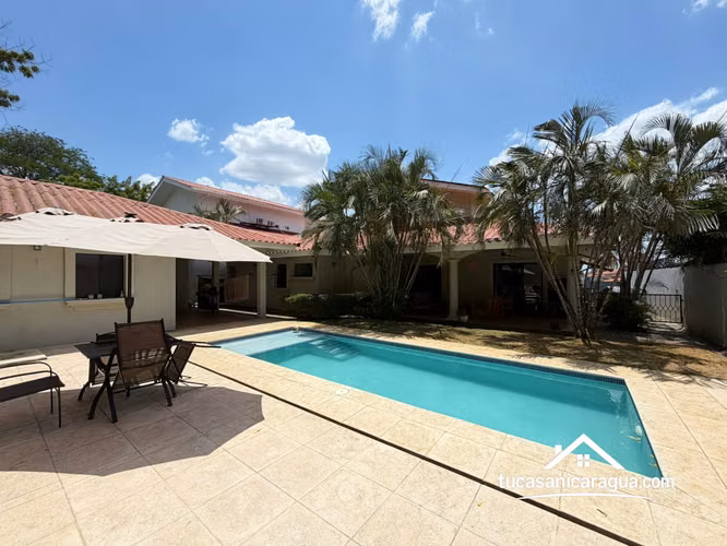 Rental House in Las Summits - 5 Rooms - 124; Pool - 124; Option with or without Furniture