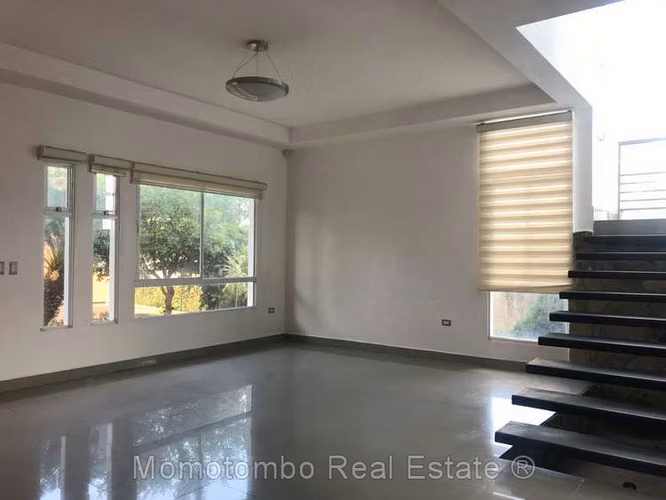 Venta de Casa en Carretera Sur